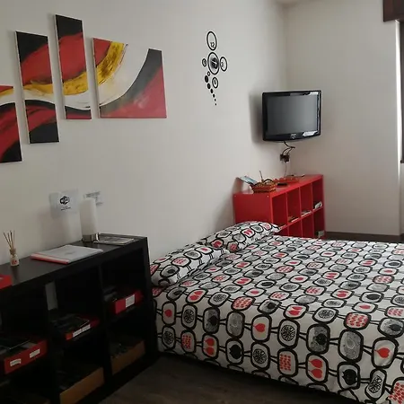 Valtellinaguesthouse Apartamento *